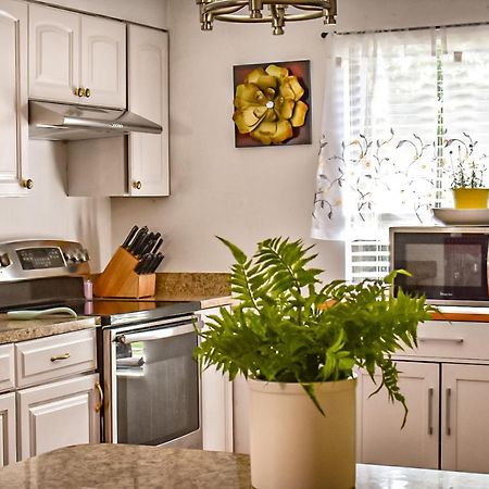 Welcome To The Cottage: A Home Away From Home Port St. Lucie Bagian luar foto